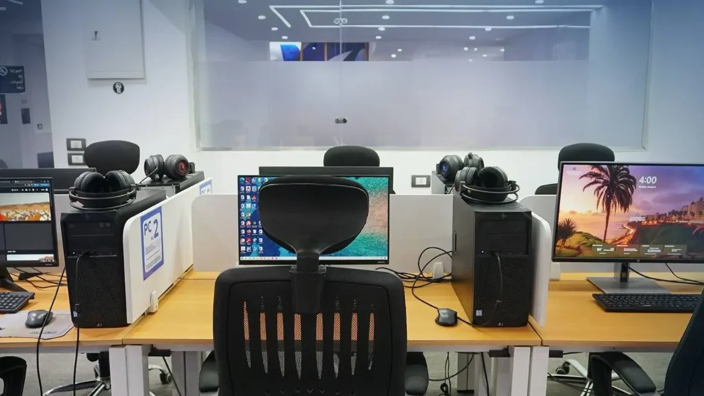 workspaces for students in October City